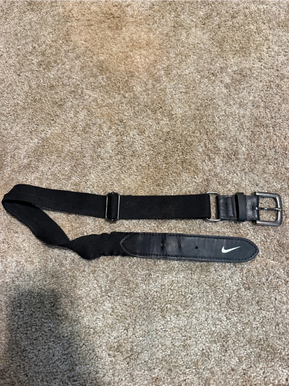 Nike Black Adjustable Softball/ Baseball Belt with Leather Tip